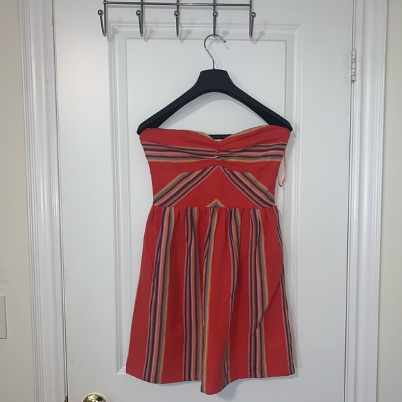 Roxy strapless dress! Medium - Picture 2 of 4